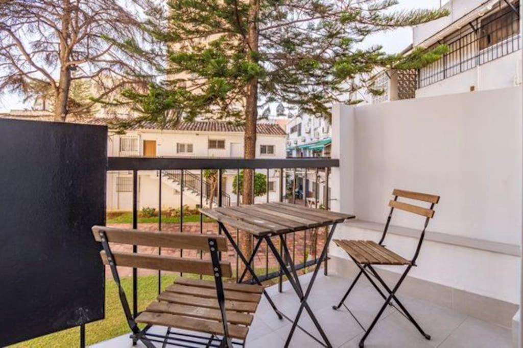 Playa Carihuela By Hdc Apartments Torremolinos Exterior foto